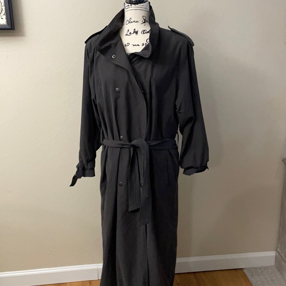 Drizzle D2 Trenchcoat - Picture 1 of 4